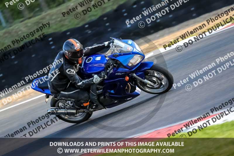 brands hatch photographs;brands no limits trackday;cadwell trackday photographs;enduro digital images;event digital images;eventdigitalimages;no limits trackdays;peter wileman photography;racing digital images;trackday digital images;trackday photos